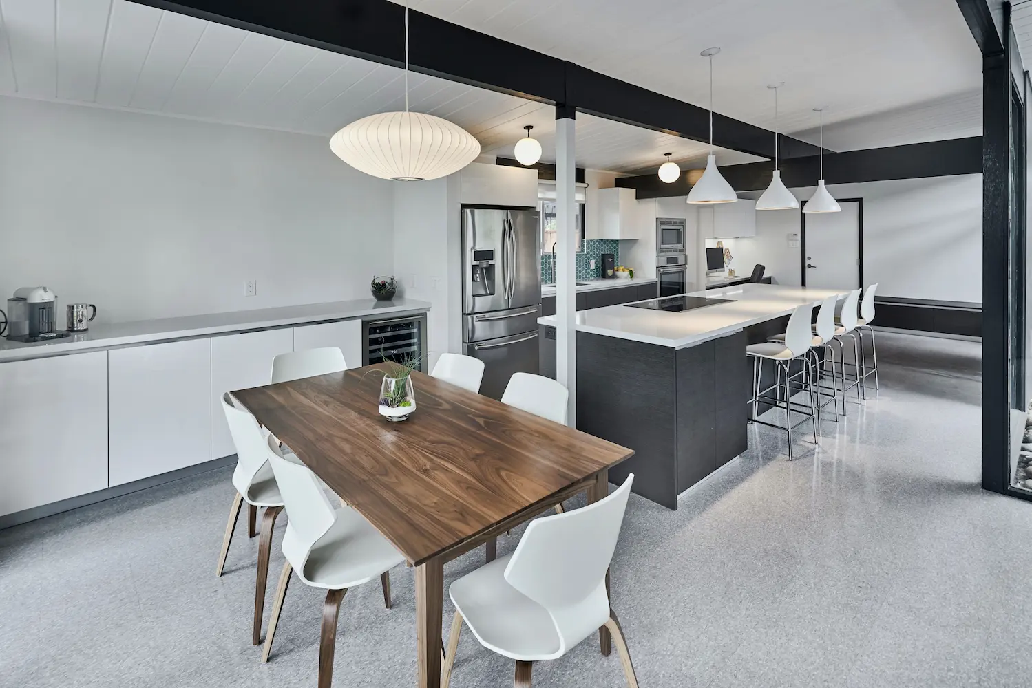 Mid-Century Perfection, interior detail