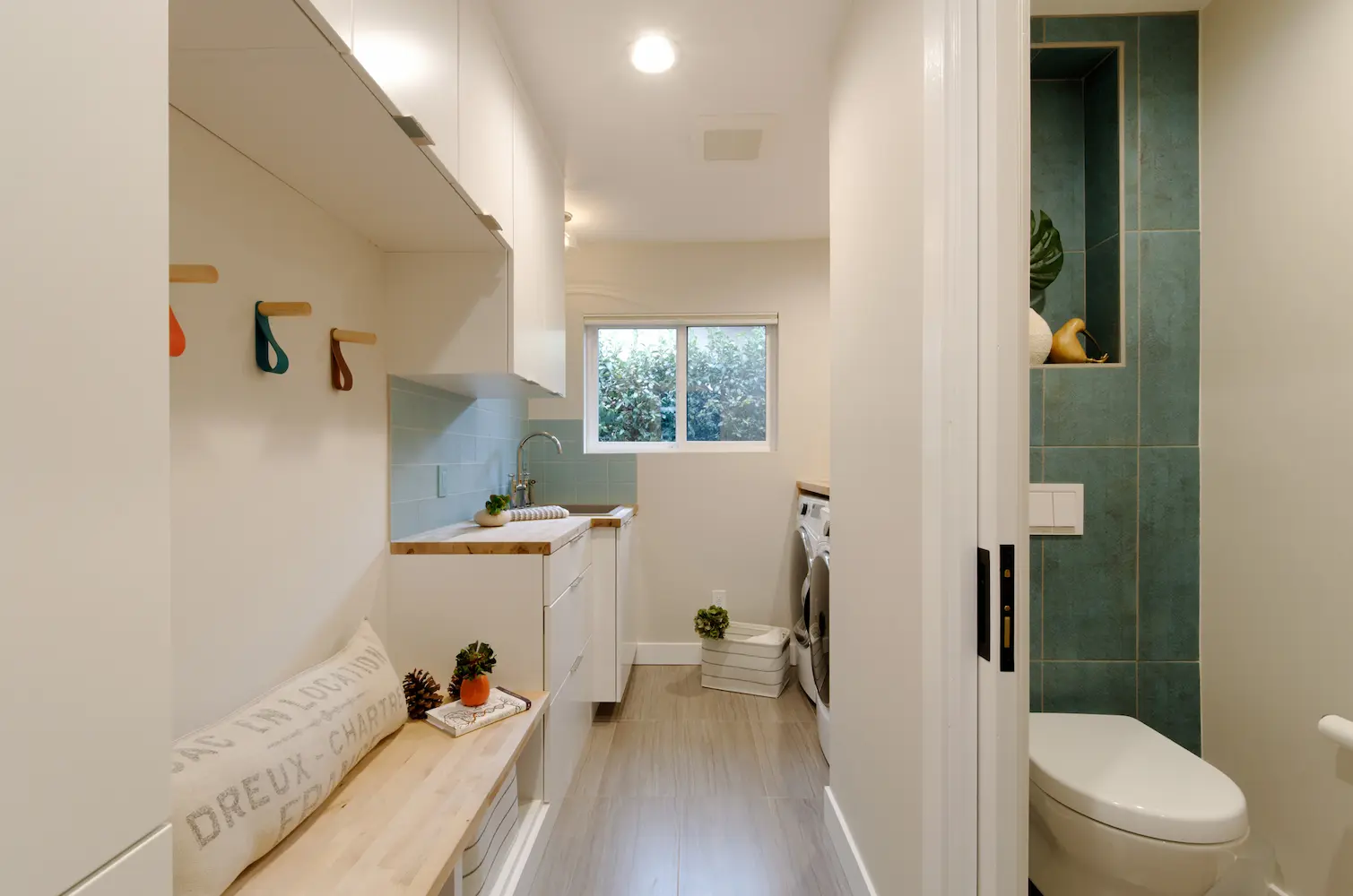 Earthy Touch, interior detail