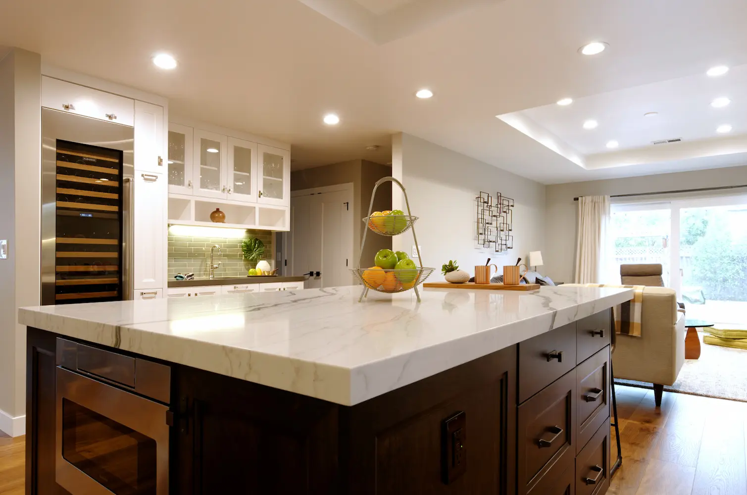 Earthy Touch, interior detail