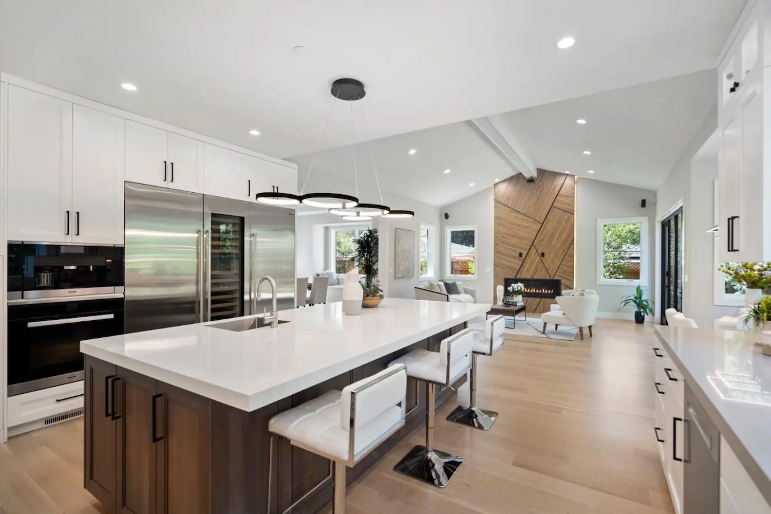 Coastal Dream Escape, interior detail