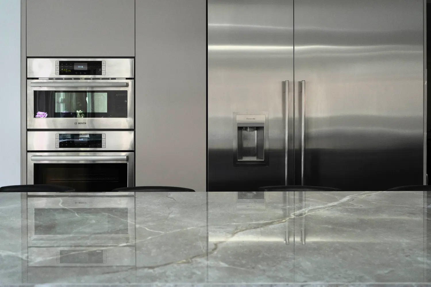 Bold Modern Simplicity, interior detail